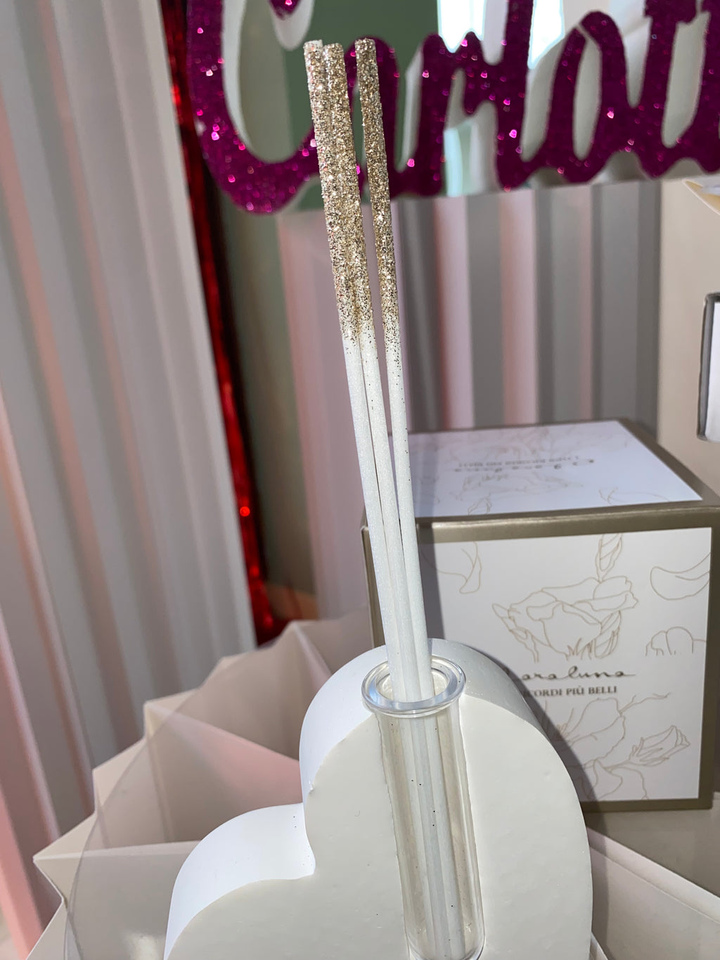 Profumatore Ambiente a Cuore con Bastoncini – Diffusore Fragranza Elegante Bomboniera