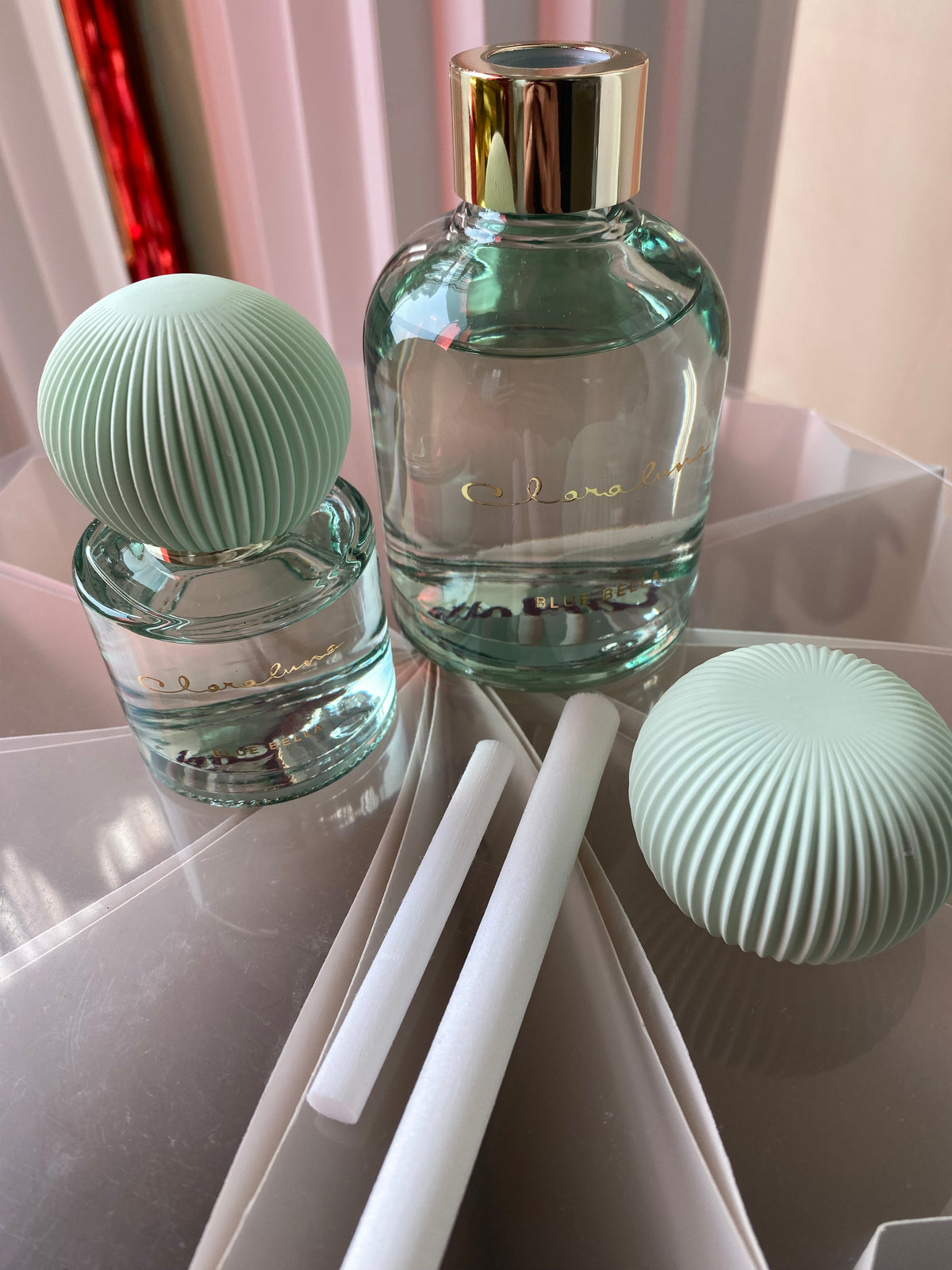 Diffusore Ambiente Blue Bell con Bottiglia in Vetro Verde e Pesca – Profumatore