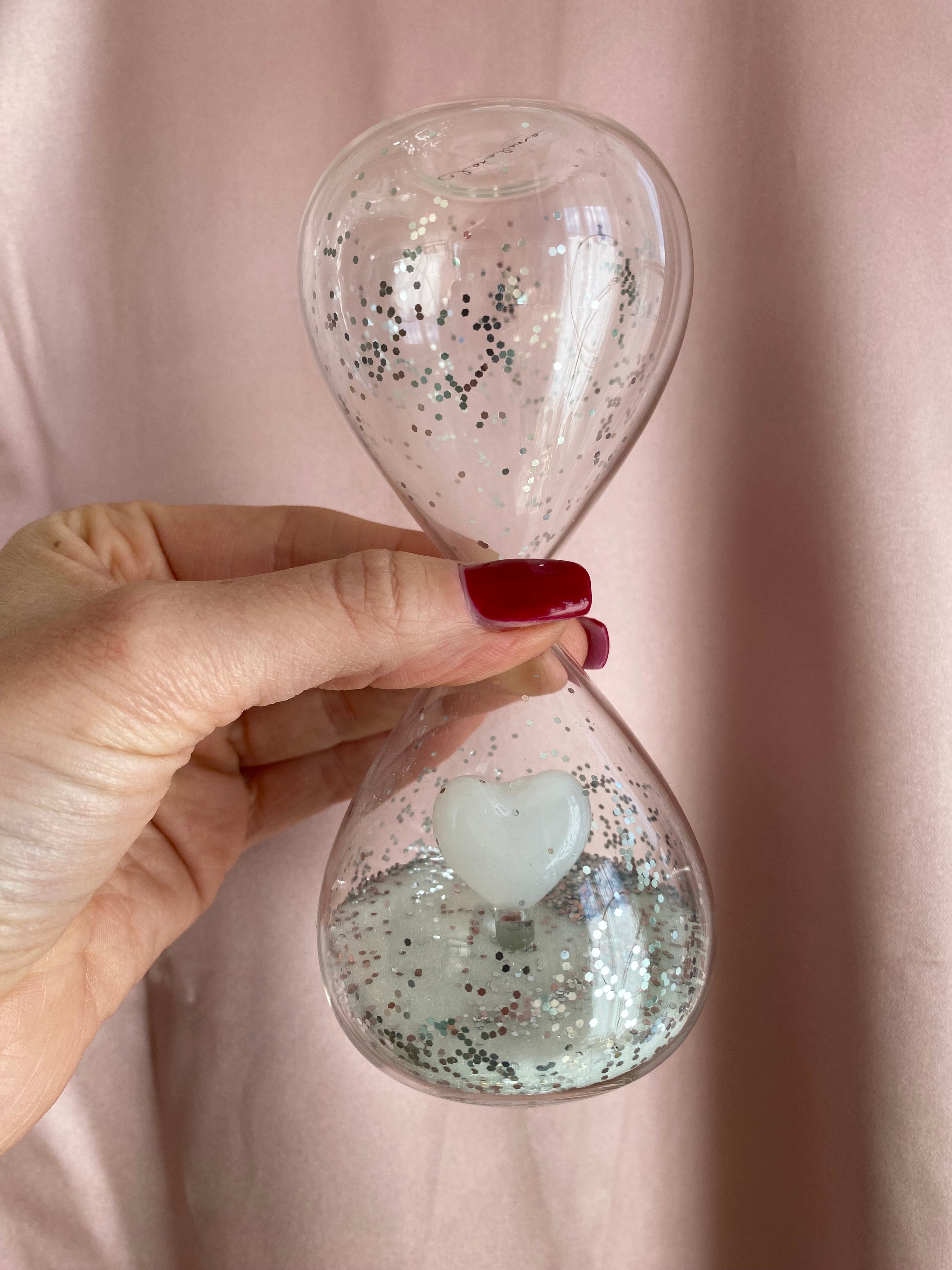 Clessidra Decorativa con Cuore – Clessidra in Vetro con Sabbia Colorata