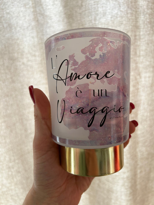 Lampada LED con Frase “L’Amore è un Viaggio” – Lampada Decorativa a Batterie
