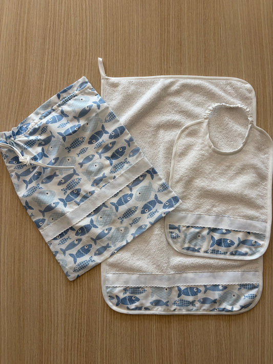 Set Asilo 3 Pezzi Personalizzabile – Sacca, Bavaglia e Salvietta con Asola