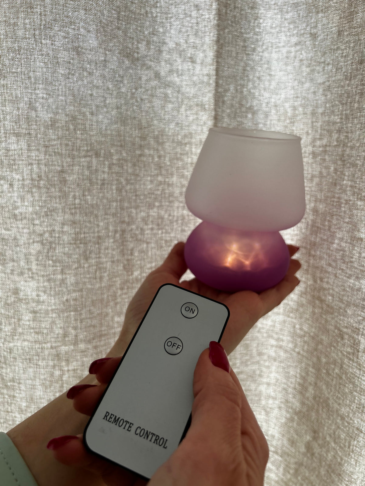 Lampada LED da Tavolo a Batterie con Telecomando – Luce Soffusa Design Moderno Bicolore