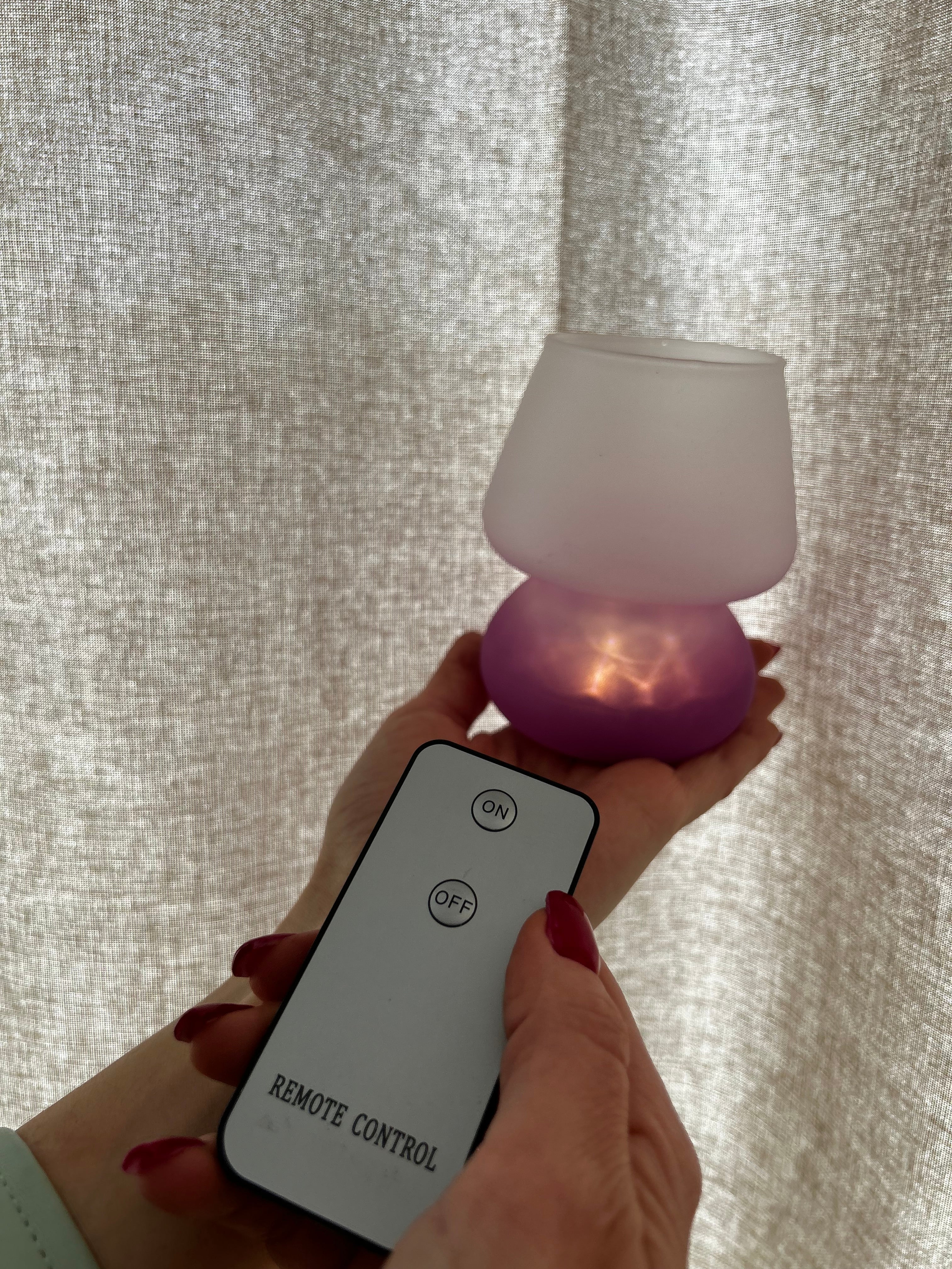 Lampada LED da Tavolo a Batterie con Telecomando – Luce Soffusa Design Moderno Bicolore
